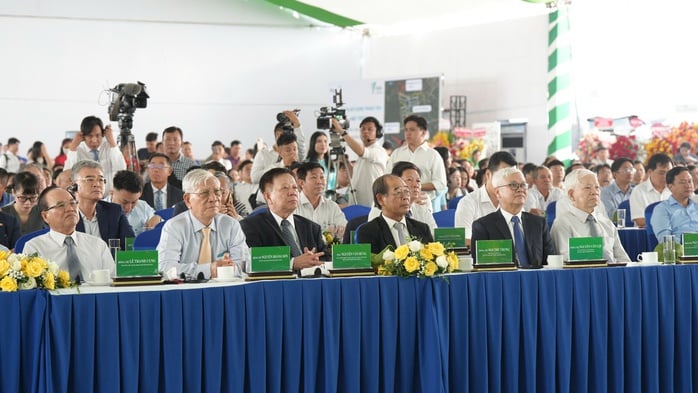Bình Dương động thổ 2 dự án khu công nghiệp hàng ngàn tỉ đồng- Ảnh 1.