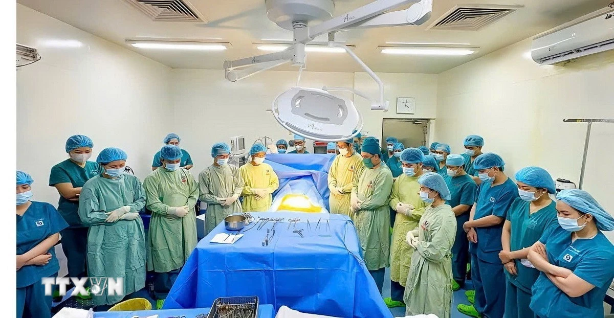 Trắng đêm lấy và ghép tạng, hồi sinh sự sống cho 3 người bệnh