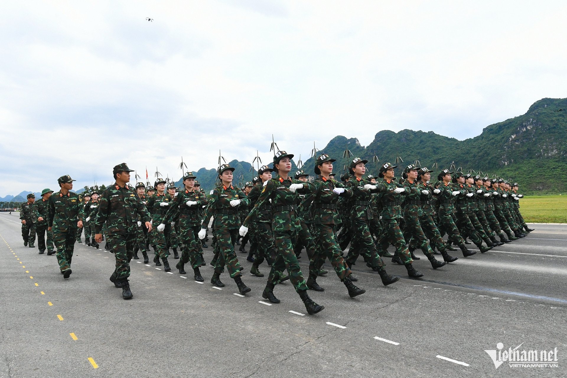 W-dieu binh dieu hanh 2.jpg