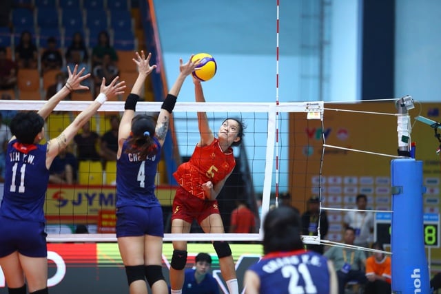 Đội tuyển Việt Nam thắng giòn giã trận ra quân giải bóng chuyền VTV Cup 2025- Ảnh 2.