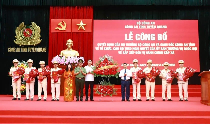 Công an các tỉnh, thành công bố Quyết định về tổ chức, cán bộ sau sáp nhập ảnh 1