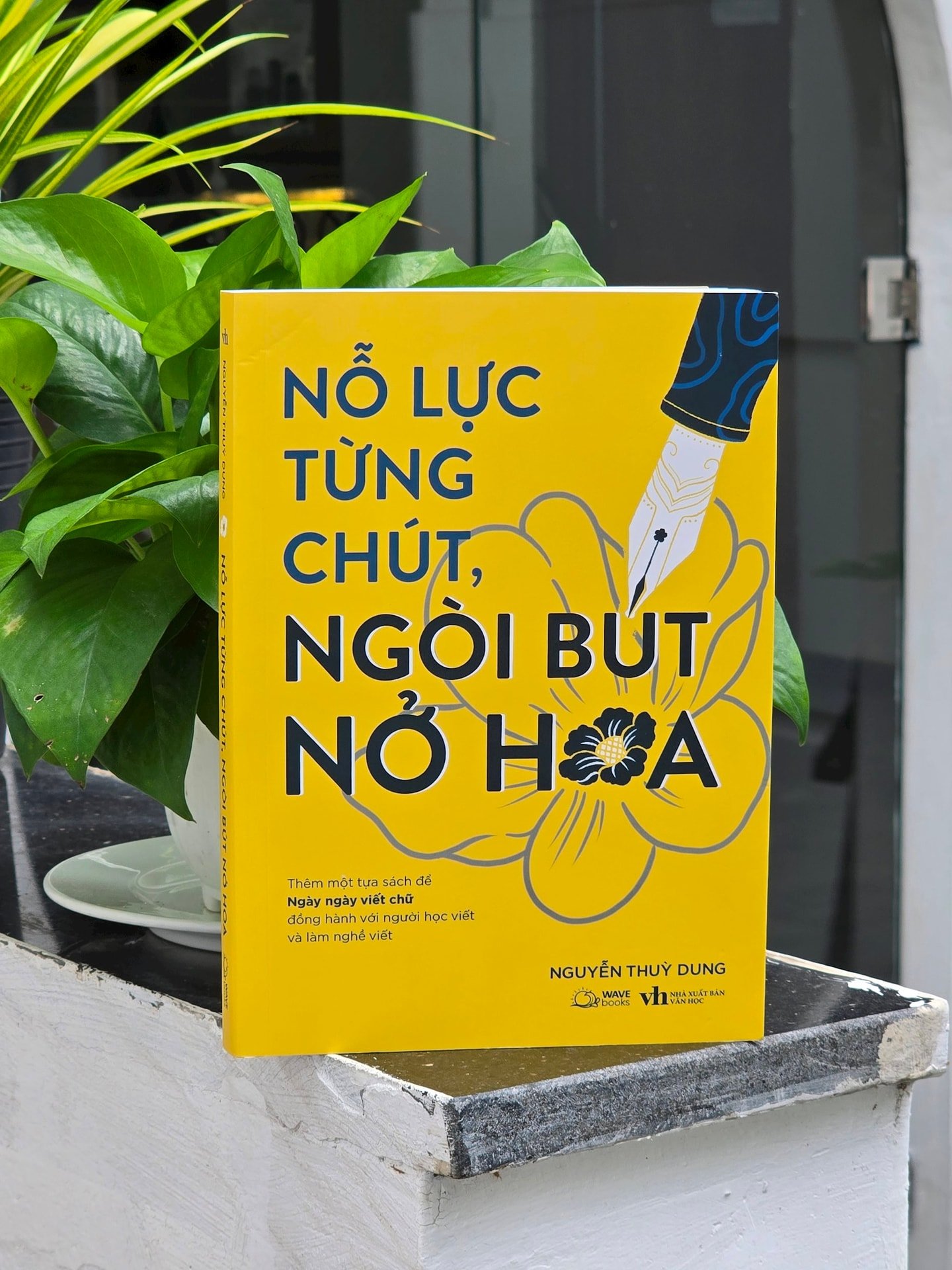 ngòi bút nở hoa