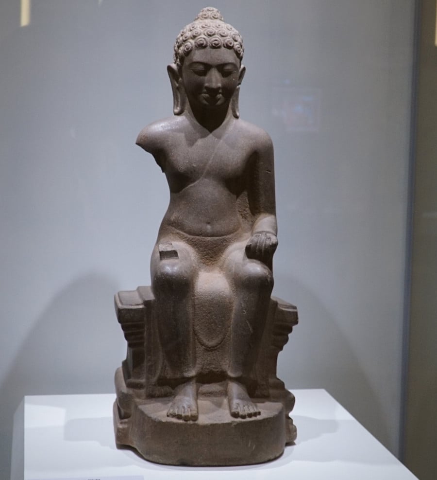 Tượng Phật (Thế kỷ VI- VIII văn hoá Óc Eo)