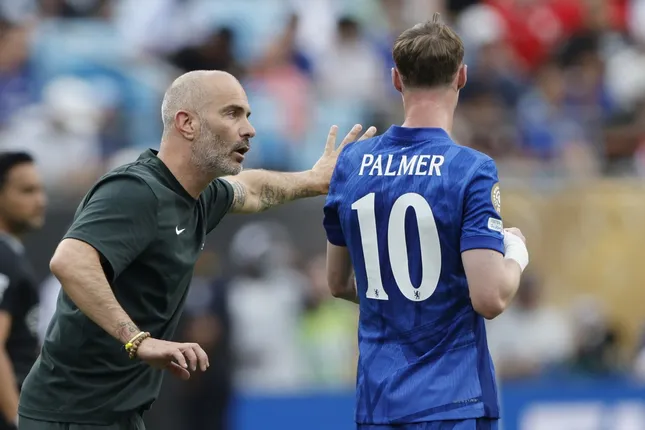 Coach Enzo Maresca went crazy after Chelsea's 5-hour match photo 1