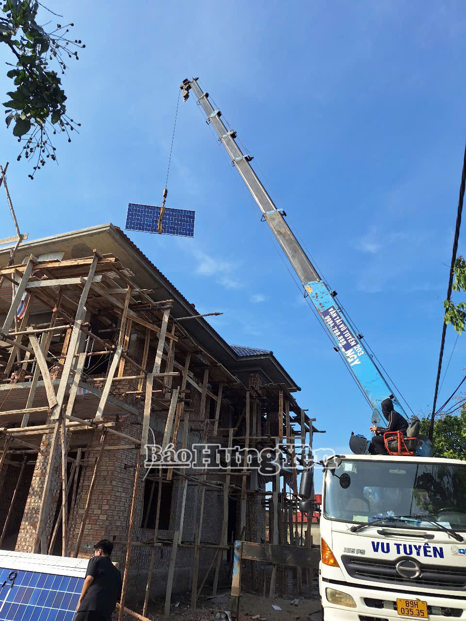 2 tháng nay, nhu cầu lắp đặt pin năng lượng mặt trời áp mái trong tỉnh tăng mạnh