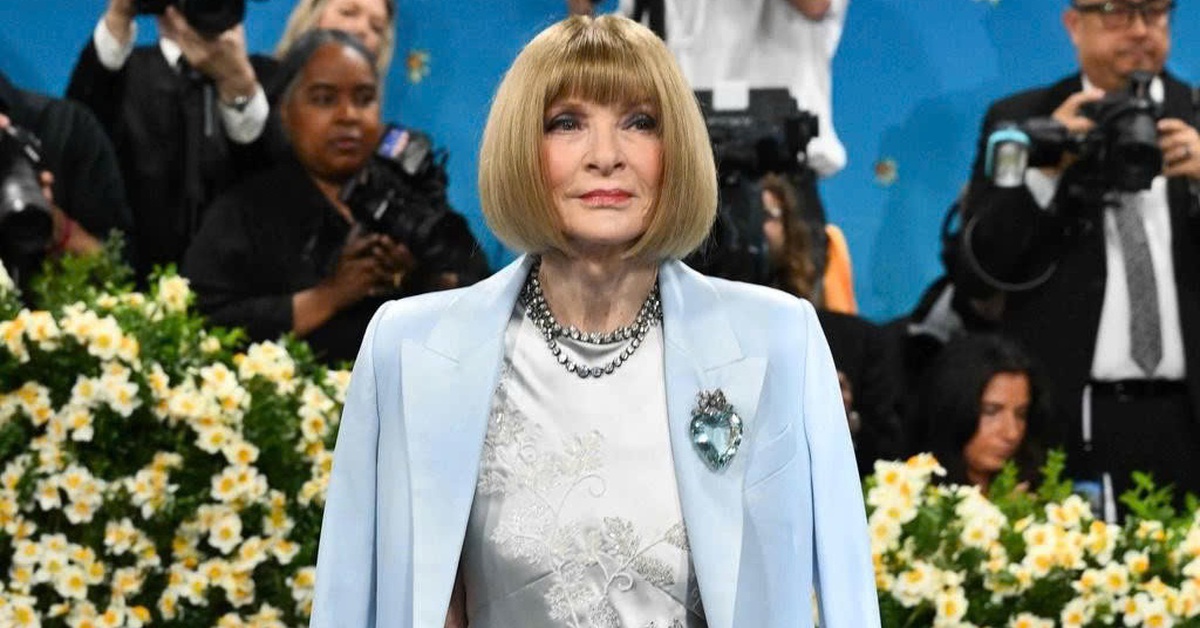 Anna Wintour ត្រូវបានចោទប្រកាន់ពីបទរំលោភអំណាច ការរើសអើងជាតិសាសន៍ មុនពេលចាកចេញពីតំណែងនិពន្ធនាយក Vogue
