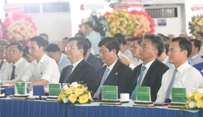 Bình Dương động thổ 2 dự án khu công nghiệp hàng ngàn tỉ đồng- Ảnh 2.