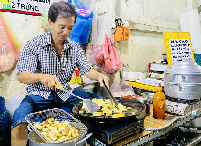 Phường Sài Gòn, TP.HCM có phở Cao Vân, hủ tiếu Thanh Xuân: Còn quán nào lừng danh? - Ảnh 9.