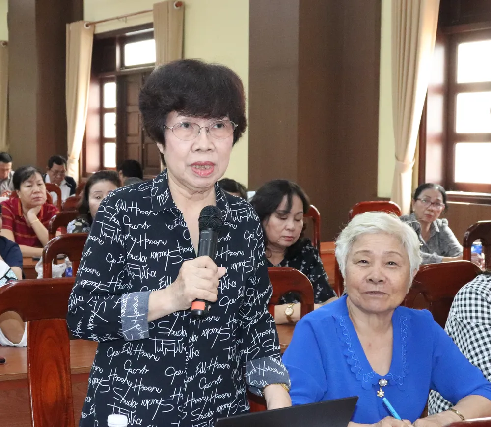 អ្នក​បោះឆ្នោត​មណ្ឌល​ទី​១​បាន​បញ្ចេញ​មតិ​ក្នុង​កិច្ច​ប្រជុំ​ជាមួយ​គណៈប្រតិភូ​រដ្ឋសភា​លេខ​២។