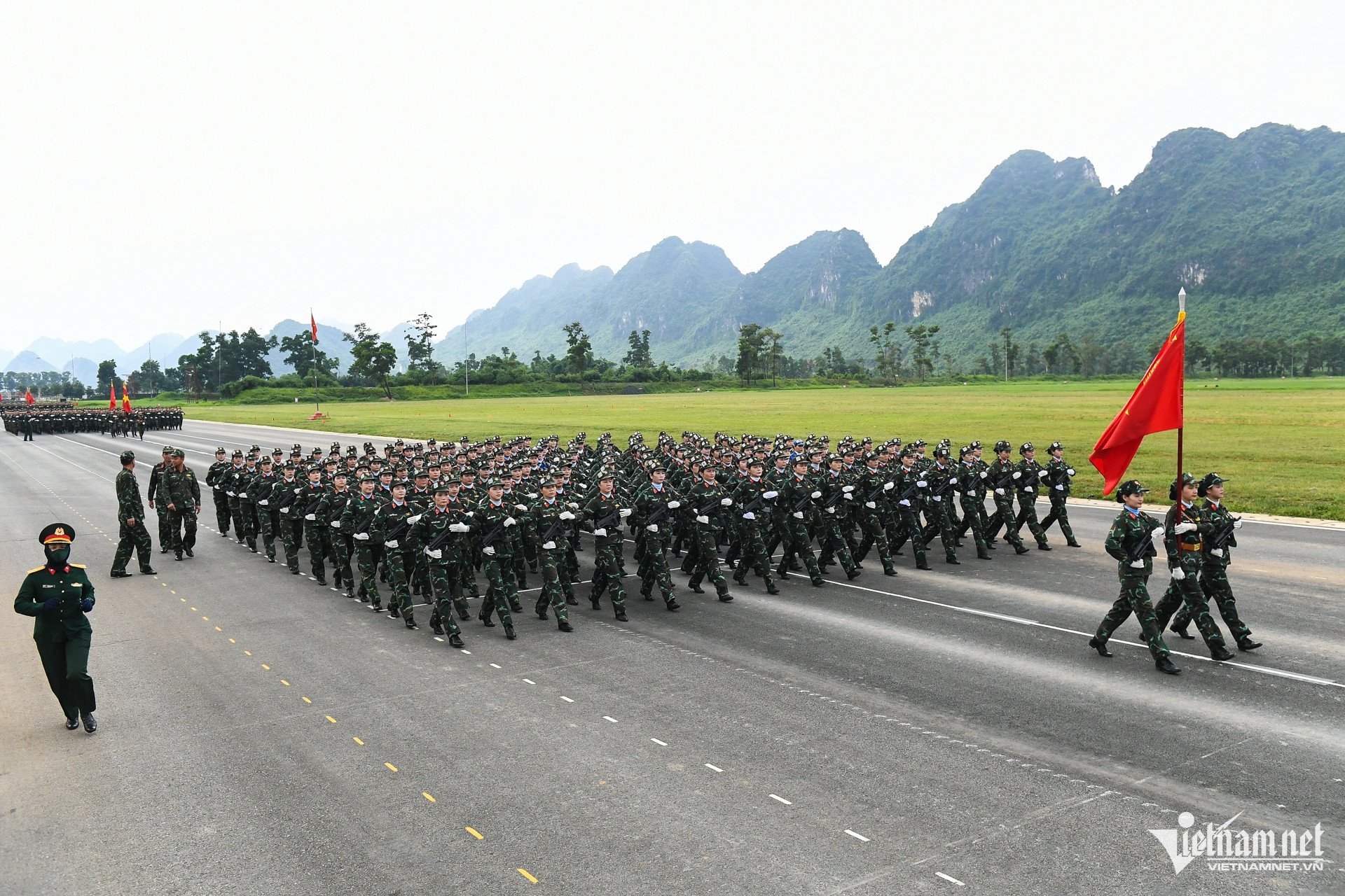 W-dieu binh dieu hanh 4.jpg