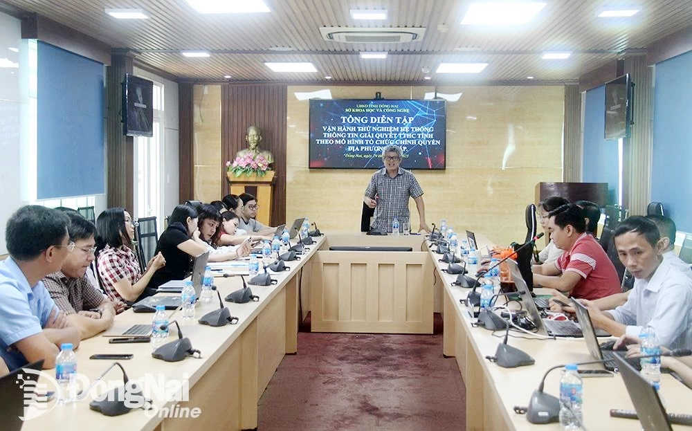 Giám đốc Sở Khoa học và công nghệ Tạ Quang Trường phát biểu tại buổi tổng diễn tập. Ảnh: Hải Quân