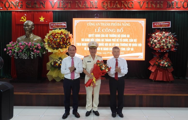 Công bố quyết định bố trí Giám đốc và các Phó giám đốc  Công an TP. Đà Nẵng mới- Ảnh 1.
