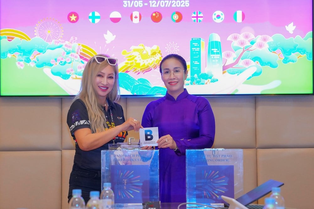 វៀតណាម​និង​ចិន​ប្រកួត​គ្នា​ក្នុង​រាត្រី​ចុង​ក្រោយ​នៃ DIFF 2025 នៅ​ថ្ងៃ​ទី ១២ ខែ​កក្កដា - រូប​ទី ៦