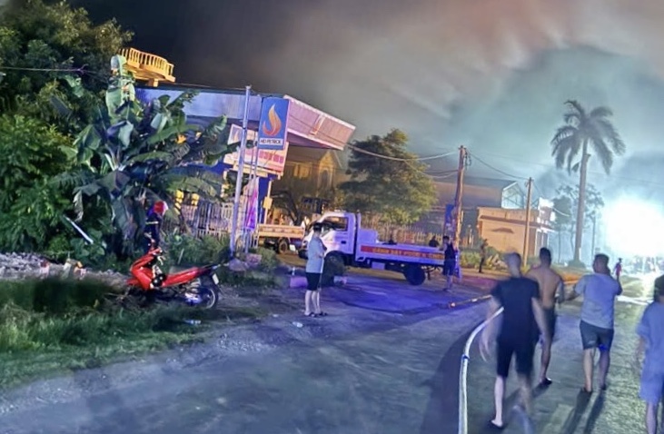 Thông tin chính thức về vụ cháy tại Công ty TNHH Phát triển công nghệ Hua Hong Việt Nam -1