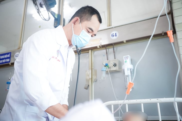 sập tường - Ảnh 1.