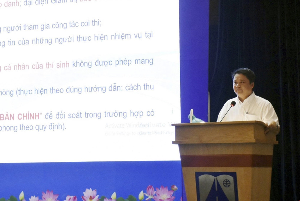 vna-potal-ha-noi-hoi-nghi-huong-dan-coi-thi-ky-thi-tuyen-sinh-vao-lop-10-8070374.jpg