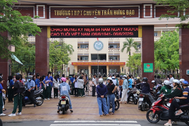 Bình Thuận: Hơn 14 nghìn thí sinh lớp 10 thi môn Văn đầu vào Năm 2023 - Ảnh 2.