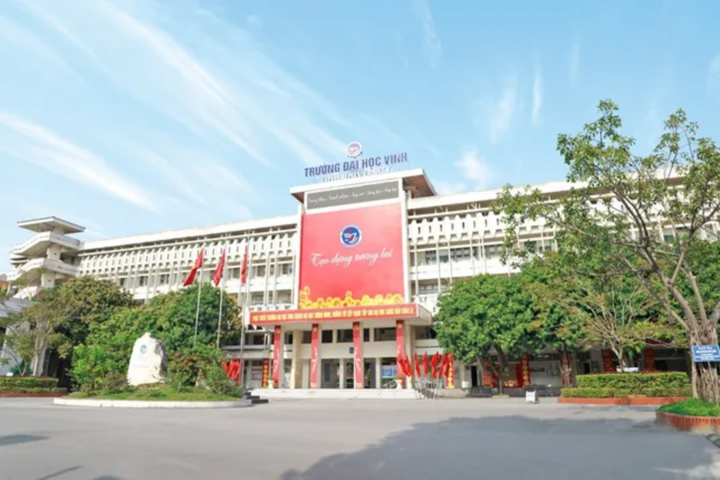 Trường Đại học Vinh.