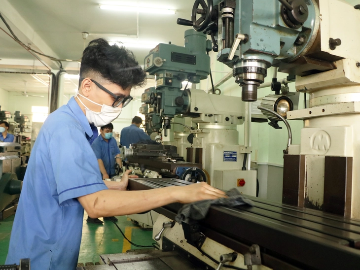 TP.HCM phát hành Cẩm nang định hướng giáo dục nghề nghiệp - Ảnh 1.