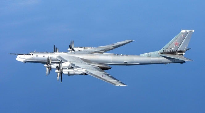 tu95-1436885099.jpg