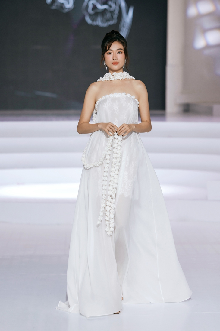 Adrian Anh Tuấn - Ảnh 4.