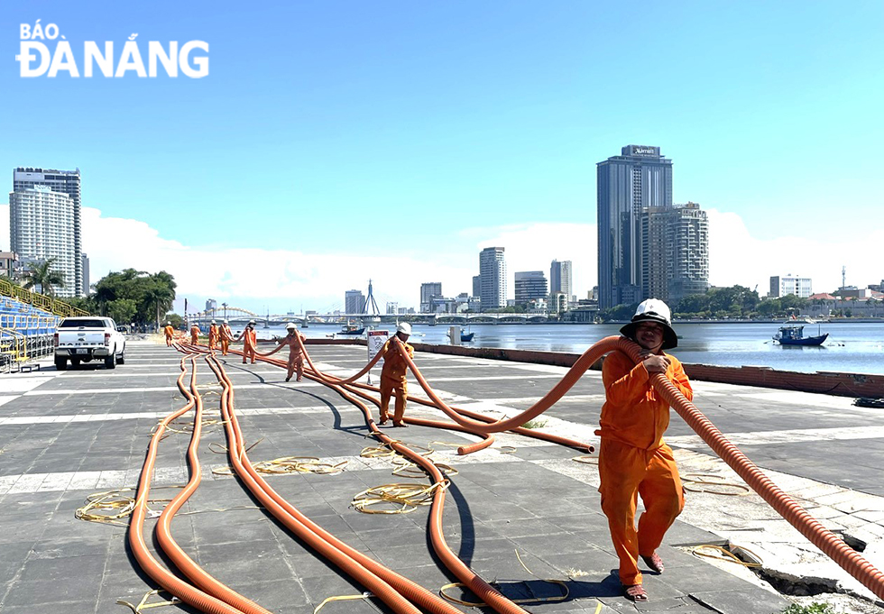 Công ty TNHH MTV Điện lực Đà Nẵng thực hiện cung ứng nguồn điện đột xuất phục vụ Lễ hội pháo hoa quốc tế Đà Nẵng -2025.