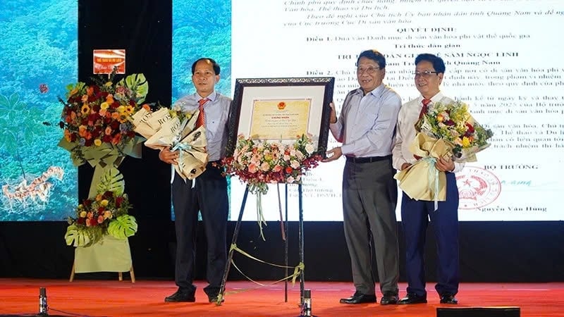 ប្រកាស “ចំណេះដឹងប្រជាជនអំពី ង៉ុក លីញ យិនស៊ិន” ជាបេតិកភណ្ឌវប្បធម៌អរូបីជាតិ