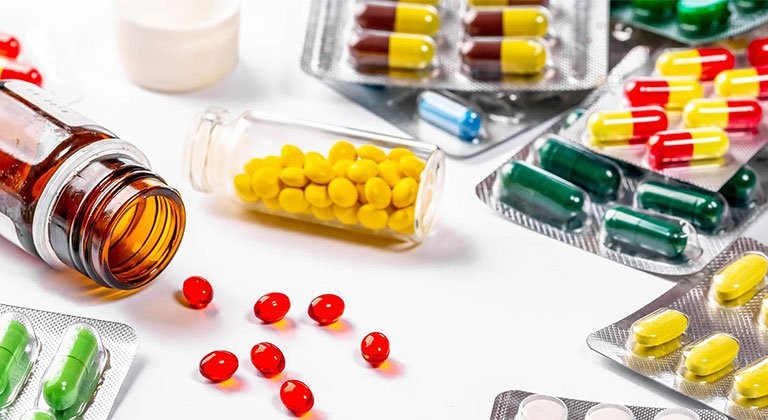 Bộ Y tế yêu cầu kiểm soát chặt chẽ nguồn gốc, chất lượng và việc sử dụng nguyên liệu làm thuốc.