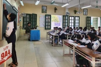 นักเรียนชั้นประถมศึกษาปีที่ 9 ในโรงเรียนจังหวัดไทบิ่ญกำลังศึกษาทบทวนและเตรียมความพร้อมสำหรับการสอบเข้าชั้นประถมศึกษาปีที่ 10 อย่างจริงจัง