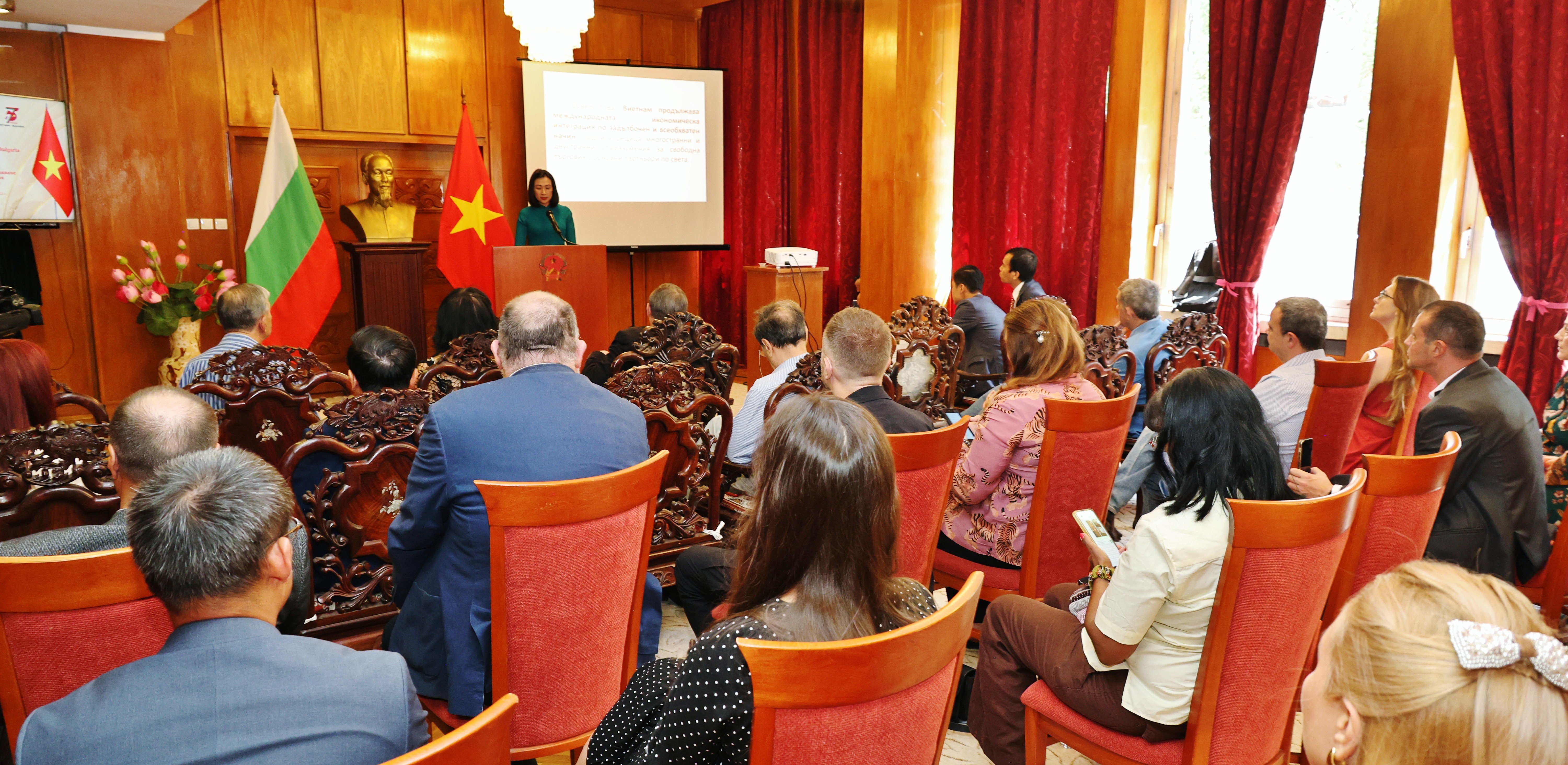 Báo chí Bulgaria đánh giá tích cực về thành tựu phát triển kinh tế - xã hội, đối ngoại của Việt Nam