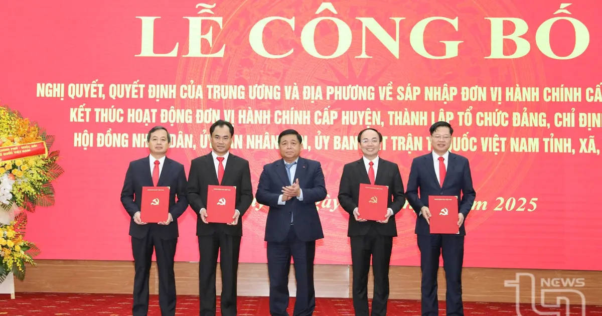 Thái Nguyên: Công bố quyết định sáp nhập đơn vị hành chính cấp tỉnh, cấp xã và lãnh đạo chủ chốt