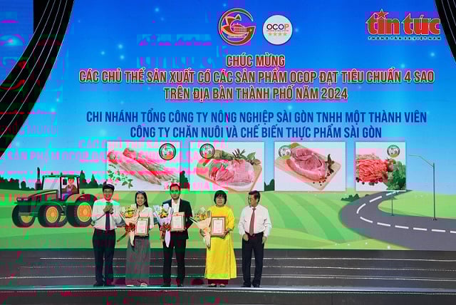 ទីក្រុងហូជីមិញ៖ លើកតម្កើងផលិតផល OCOP លំដាប់ផ្កាយ 4 ចំនួន 28 មុខ បញ្ជាក់ពីគោលជំហរកសិកម្មទីក្រុង