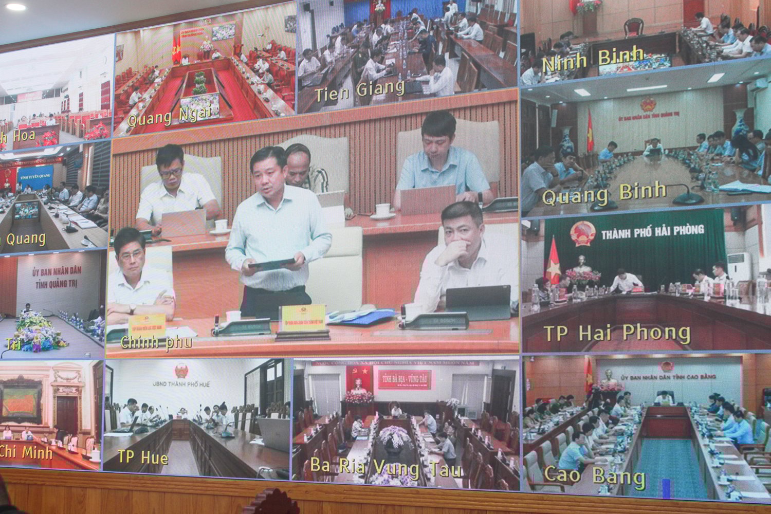 Các bộ, ngành báo cáo