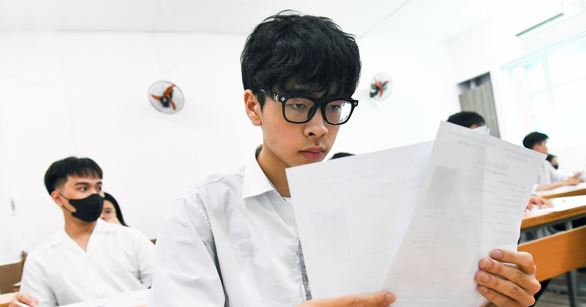 ‘So sánh đề thi tốt nghiệp môn Tiếng Anh với bài thi IELTS là khập khiễng’