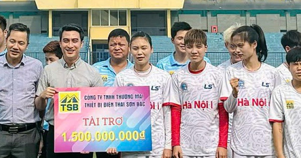Thai Son Bac អមដំណើរក្លឹបនារីហាណូយ ១៤ឆ្នាំជាប់គ្នា។
