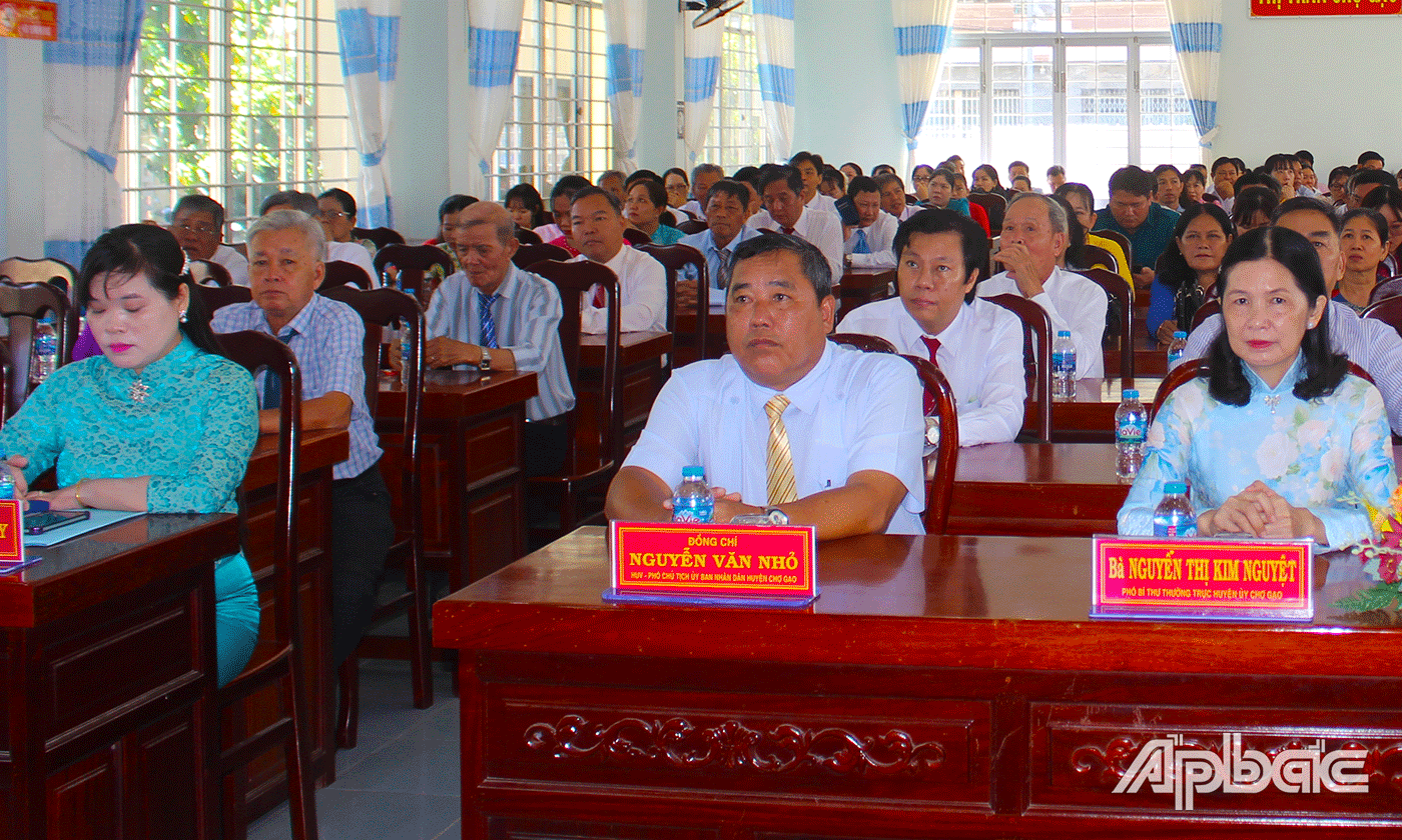 Các đại biểu tham dự Hội nghị trực tuyến.