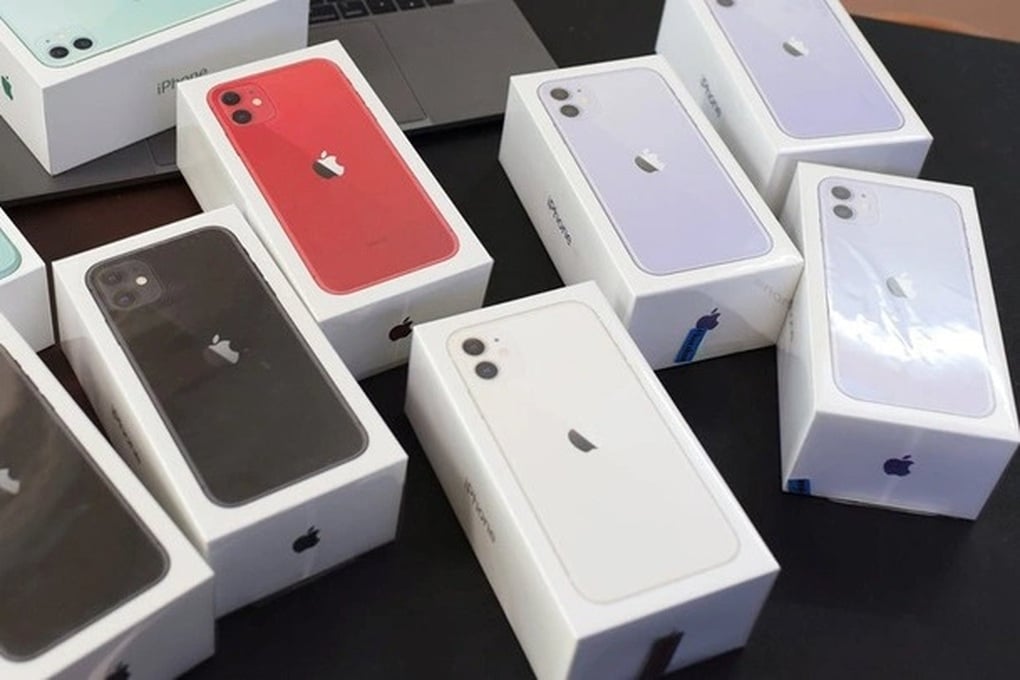 iPhone 11, iPhone 12 hết hàng tại Việt Nam - 1