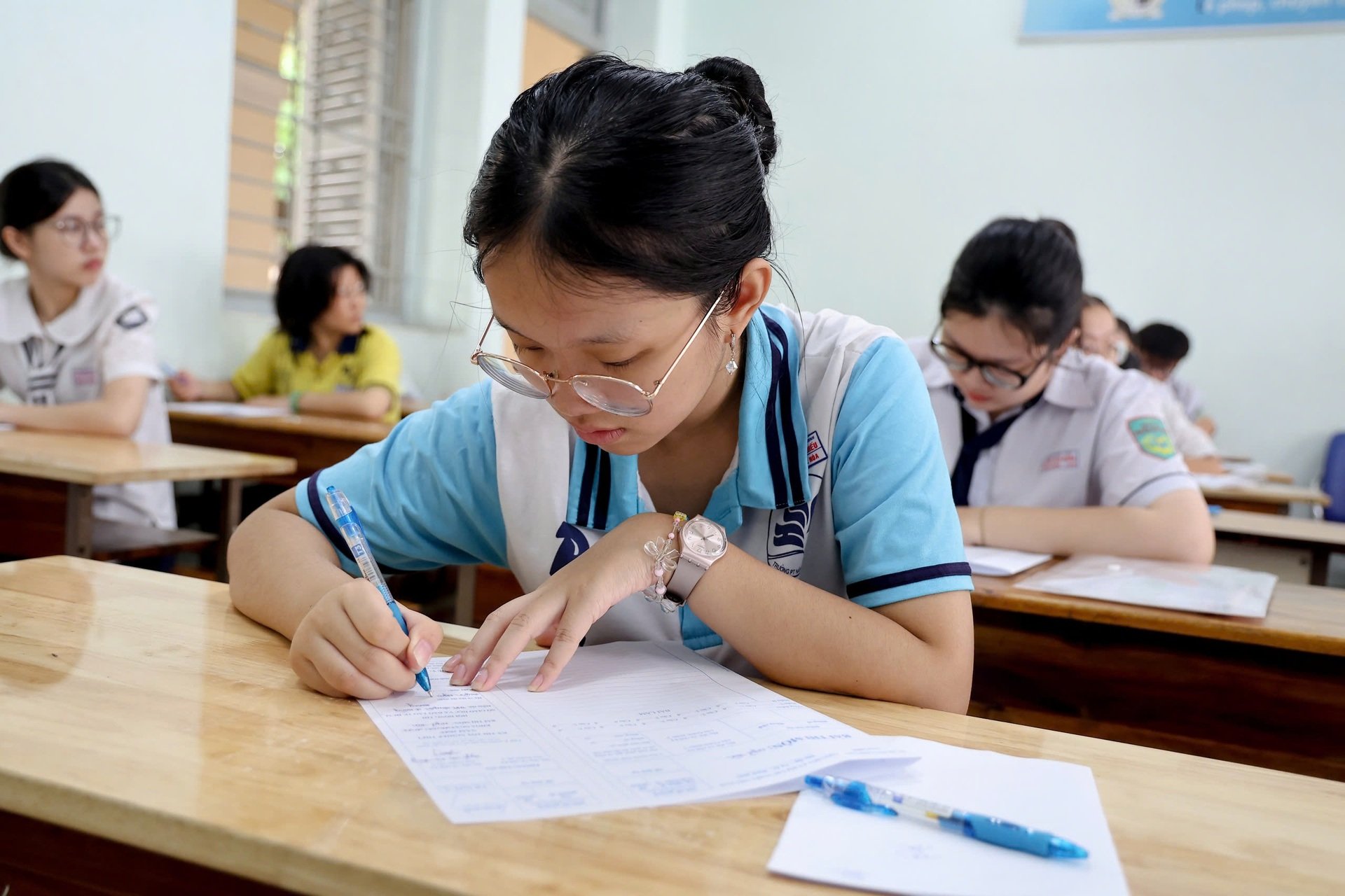 Bài đọc đề tiếng Anh gây tranh cãi: Độ khó vượt chuẩn như thế nào? - 6