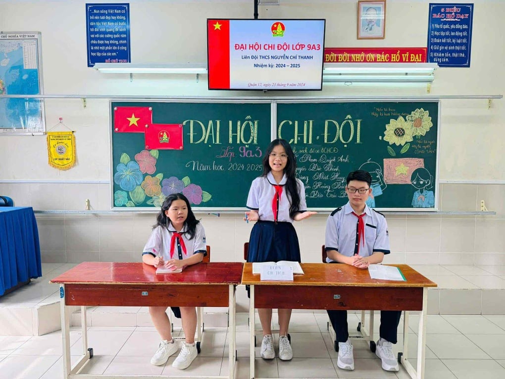 Nữ sinh từng ngán chữ, viết 9 trang, thành thủ khoa môn văn thi lớp 10 - 3