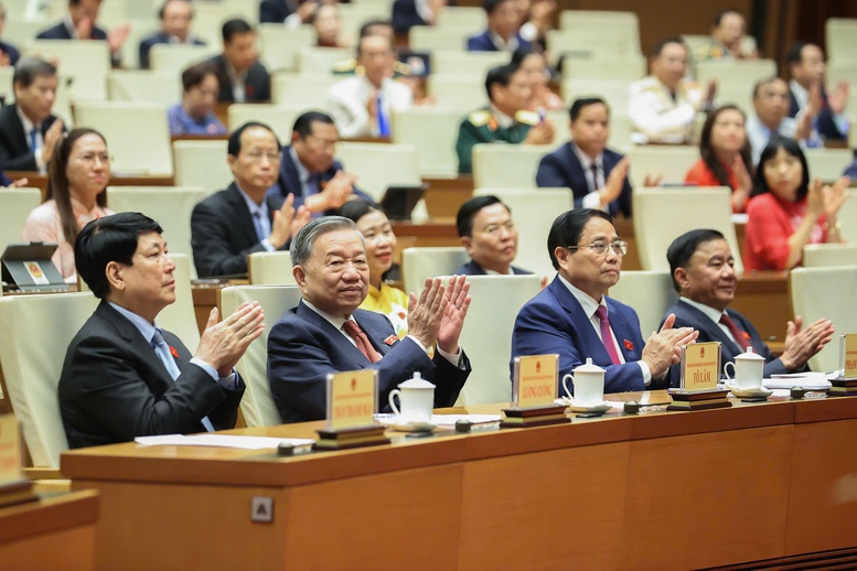 Kỳ họp lịch sử: Quốc hội đồng hành kiến tạo tương lai