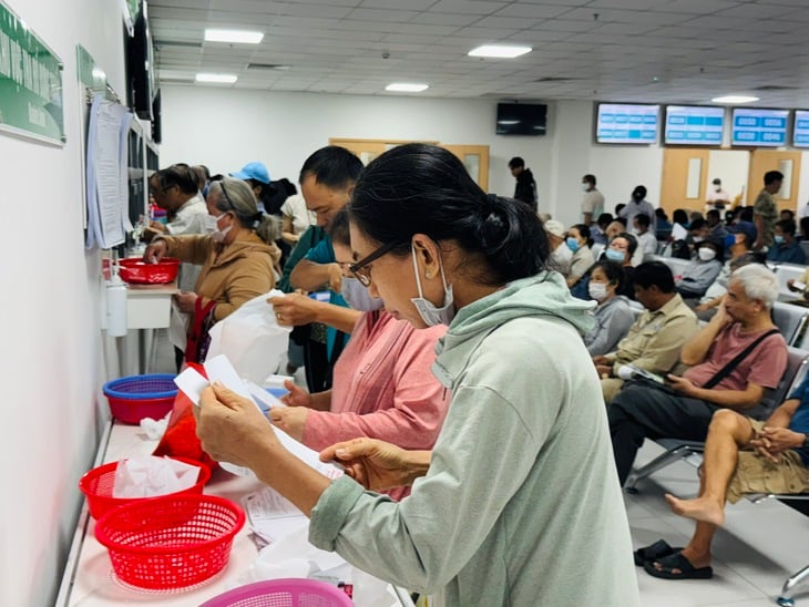 y tế - Ảnh 1.
