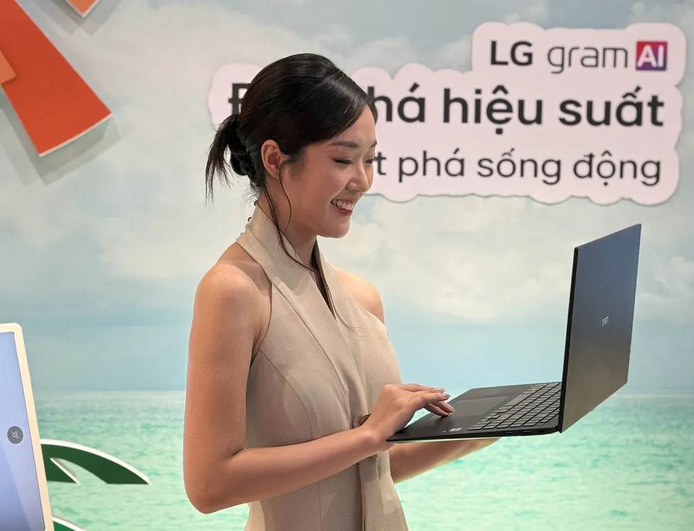 LG gram AI 2025 គឺជាពន្លឺដ៏អស្ចារ្យ ដែលជាផលិតផលរំពឹងទុករបស់ LG
