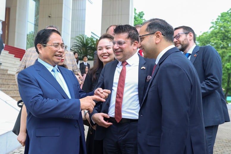 TỔNG THUẬT: Thủ tướng Chính phủ chủ trì tọa đàm với doanh nghiệp Anh quốc- Ảnh 25.