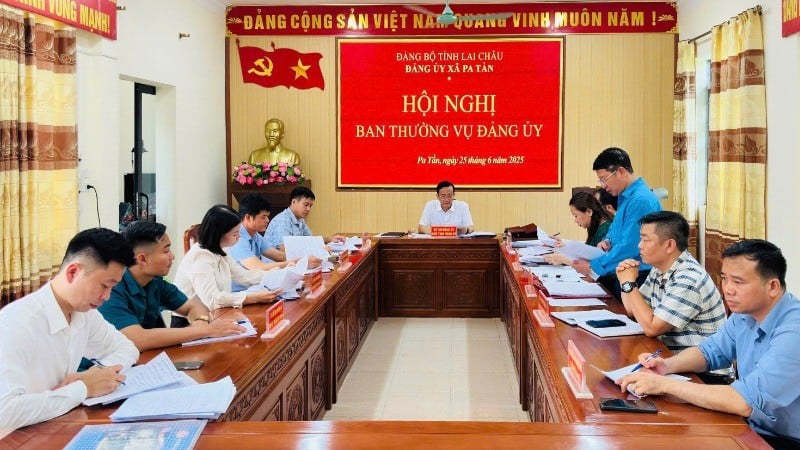 គណៈកម្មាធិការ​អចិន្ត្រៃយ៍​ឃុំ​ប៉ាតាន់ ទើប​បាន​ជួប​ប្រជុំ​ដើម្បី​ដាក់​ពង្រាយ​ការ​រៀបចំ​ការ​ច្របាច់​បញ្ចូល​គ្នា​នៅ​ថ្ងៃ​ទី​១ ខែ​កក្កដា។