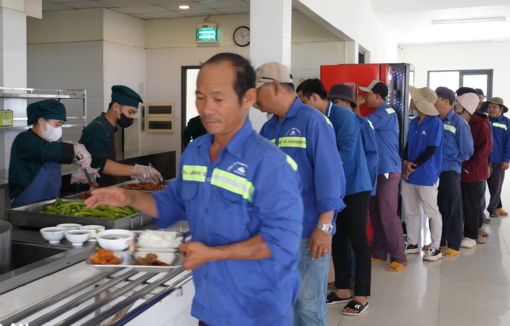 Sân chơi cho công nhân, lao động