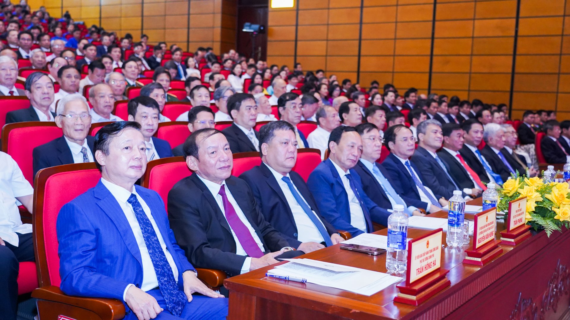 Công bố các nghị quyết, quyết định về sắp xếp đơn vị hành chính các cấp tỉnh Quảng Trị mới