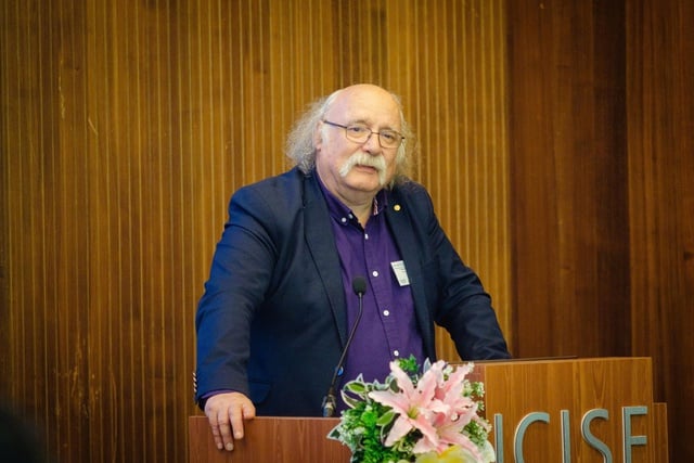 GS Duncan Haldane: Khoa học là hành trình tìm ra điều không ngờ - Ảnh 1.