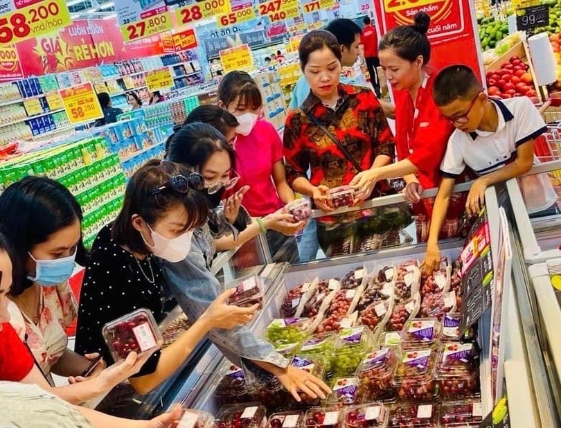 Hàng hóa siêu thị “lên ngôi”