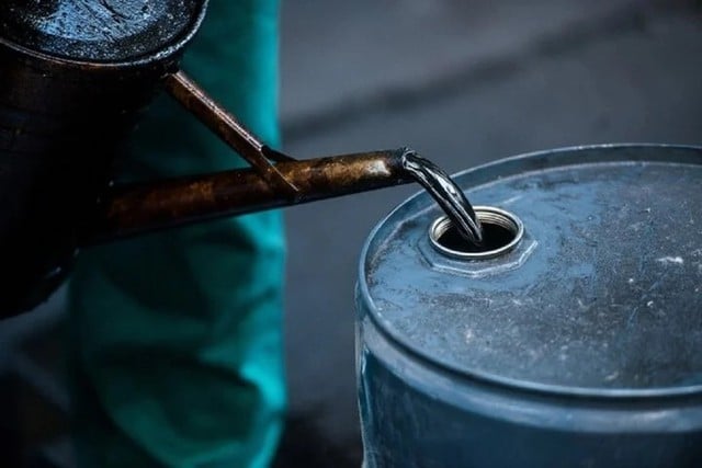Giá xăng dầu hôm nay 30.6.2025: Hạ nhiệt - Ảnh 1.