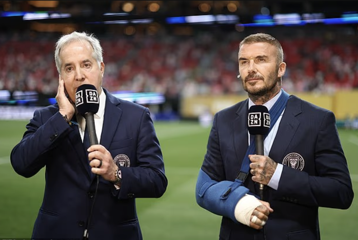 "Thương binh" David Beckham đến sân cổ vũ Inter Miami và Messi - Ảnh 4.